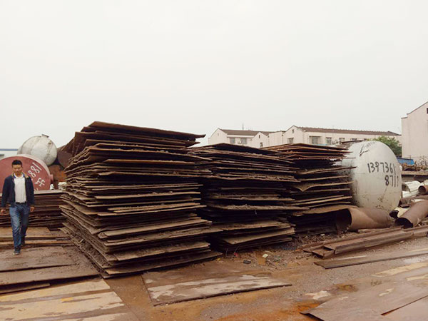 常德市鑫翔建筑設(shè)備租賃有限公司,常德墊路鋼板租賃,墊路鋼板銷售,機(jī)械設(shè)備租賃哪里好 常德市鑫翔建筑設(shè)備租賃有限公司,常德墊路鋼板租賃,墊路鋼板銷售,機(jī)械設(shè)備租賃哪里好